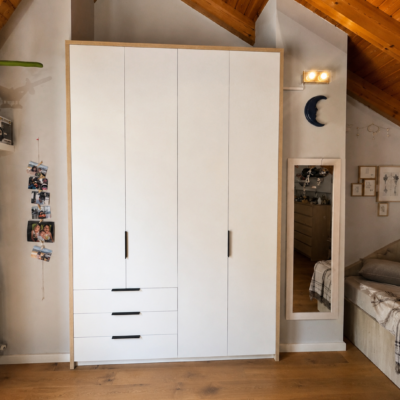 Habitación juvenil abuhardillada a medida Nuria en Begues - habitación juvenil abuhardillada a medida
