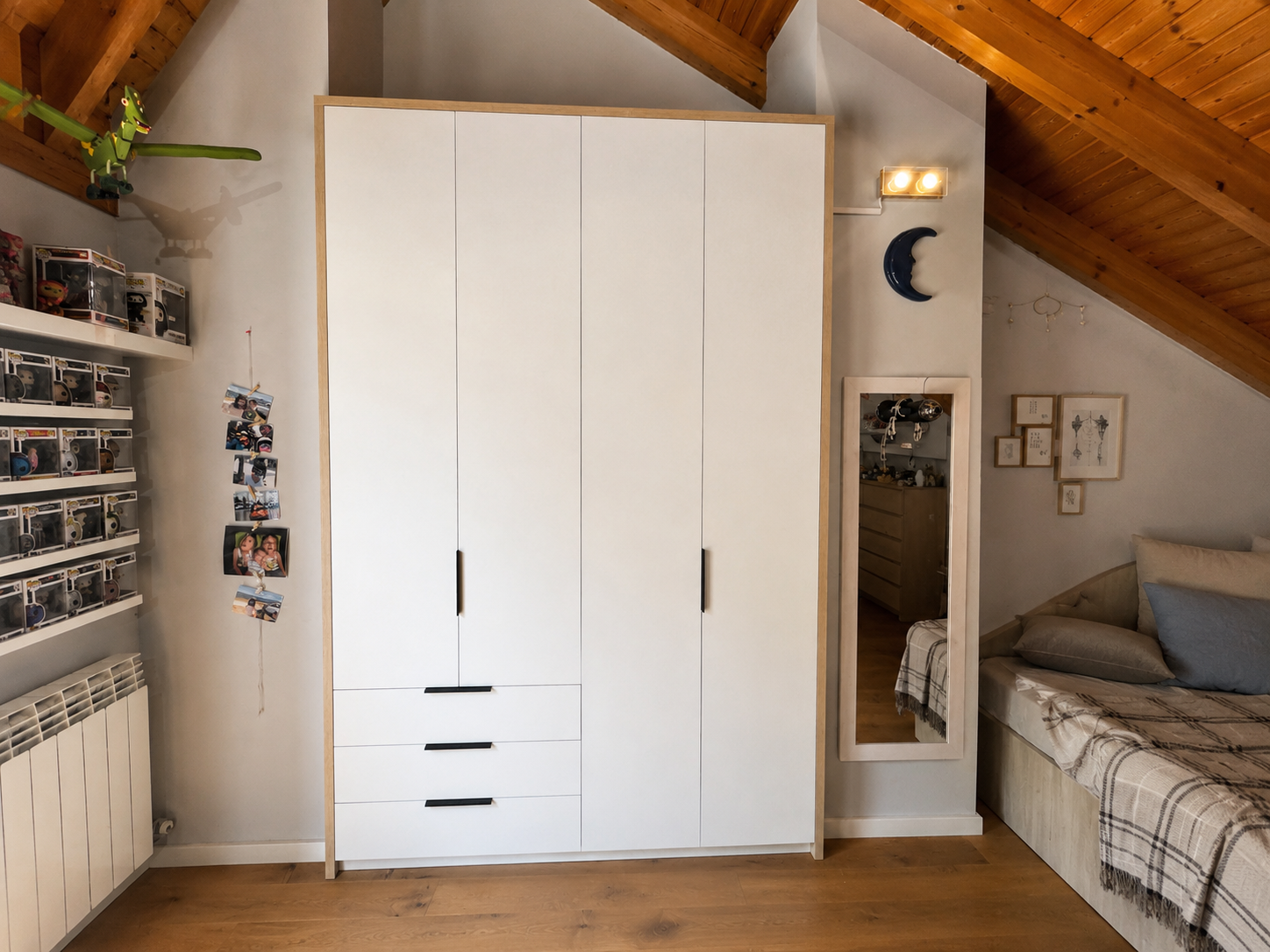Habitación juvenil abuhardillada a medida Nuria en Begues - habitación juvenil abuhardillada a medida
